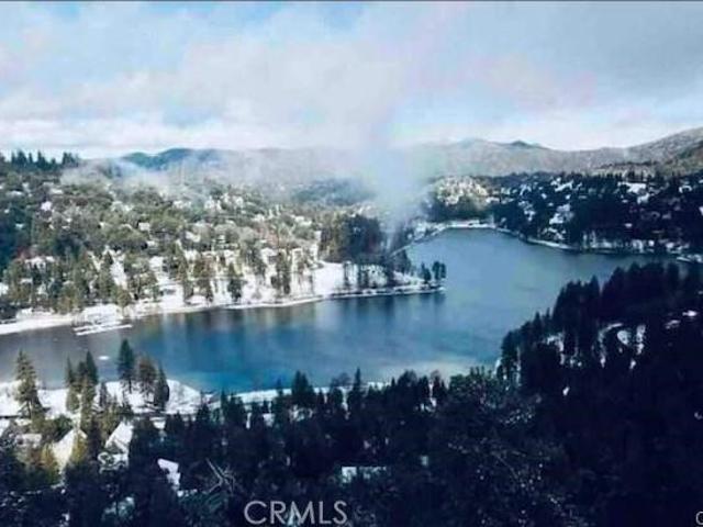 House for sale in Cedarpines Park, California