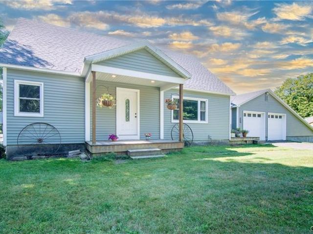 House for sale in Oneida, New York