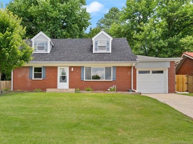 House for sale in New Albany, Indiana