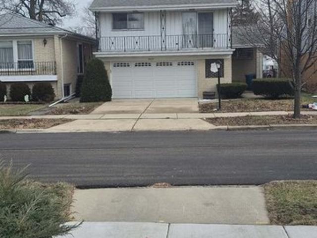 House for sale in Franklin Park, Illinois