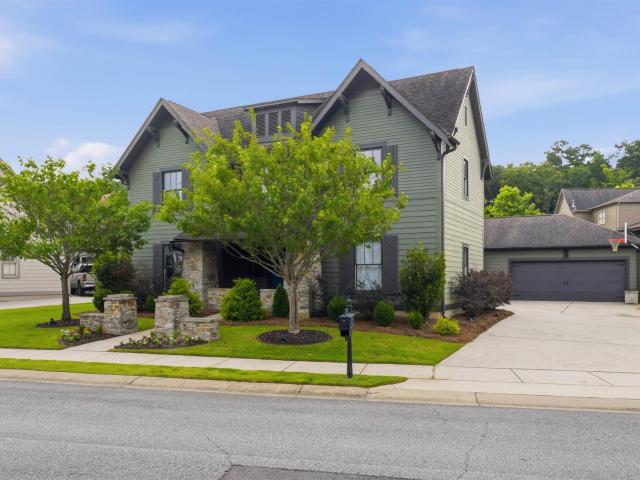 House for sale in Hoover, Alabama