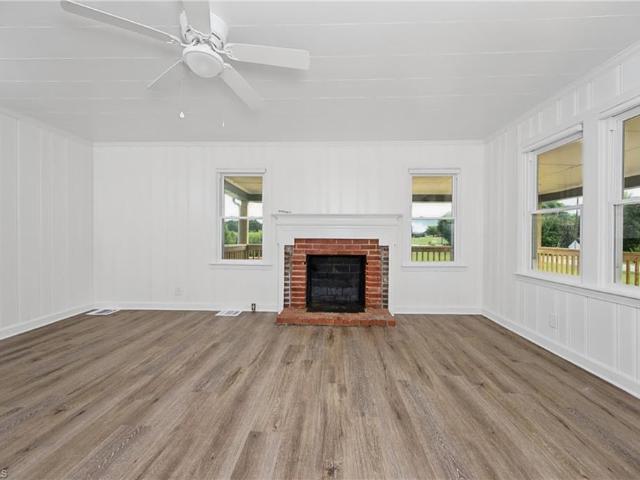 House for sale in Five Forks, East Bend