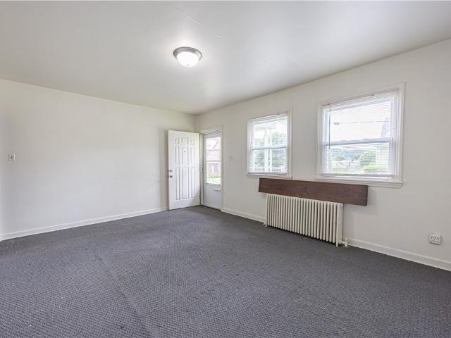 House for sale in Springdale, Pennsylvania