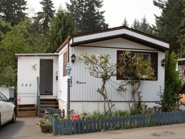 House for sale in Nanoose Bay, British Columbia