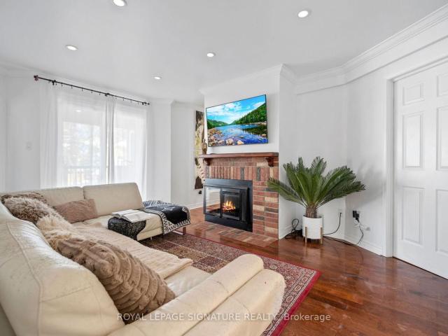 Condo for sale in Burlington, Ontario