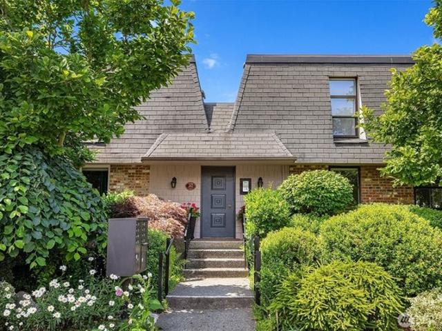 Condo for sale in Edmonds, Washington