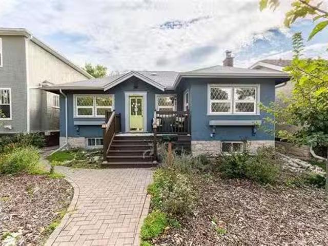 House for sale in East St. Paul, Manitoba