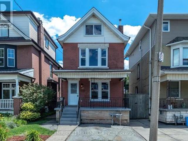 House for sale in Ancaster, Ontario