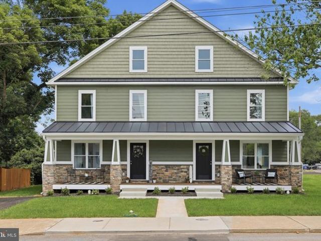 Townhouse for sale in Virginia