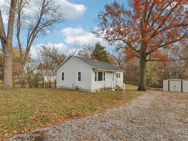 House for sale in Bond, Illinois