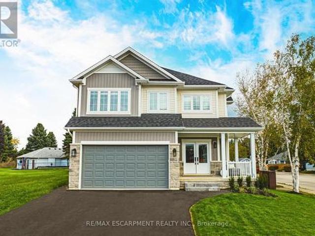 House for sale in Ancaster, Ontario