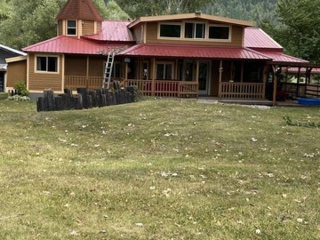 House for sale in Cusick, Washington