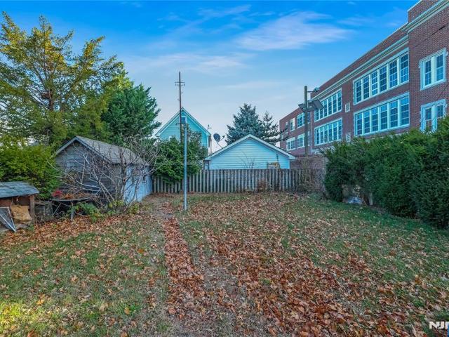 House for sale in Wallington, New Jersey