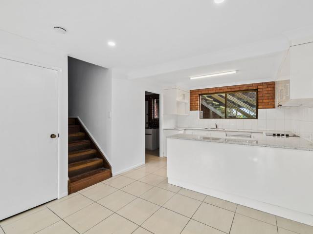 Apartment for rent in Norman Gardens, Rockhampton