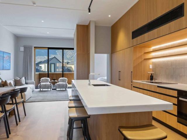 Townhouse for rent in Hanleys Farm, Queenstown-Lakes District