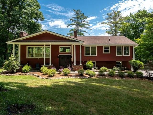 House for sale in Rhinebeck, New York