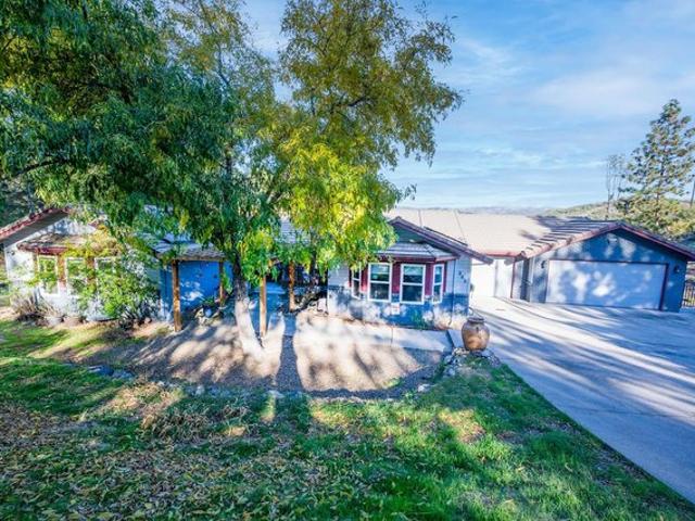 House for sale in Mokelumne Hill, California