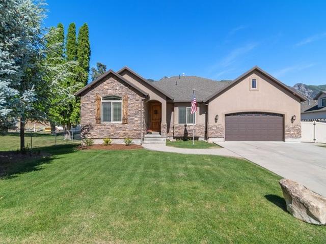 House for sale in Alpine, Utah