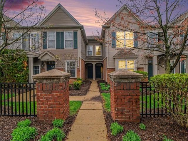 Condo for sale in Wixom, Michigan