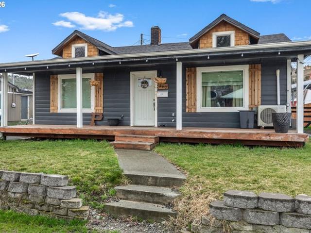 House for sale in Oregonia