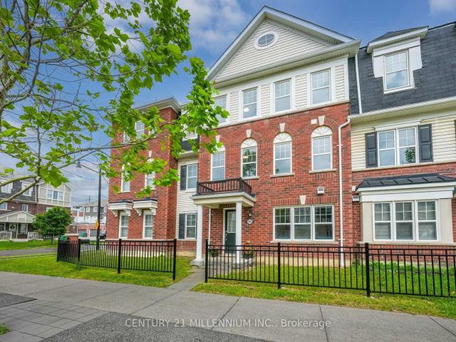 Townhouse for sale in Woburn, Ontario