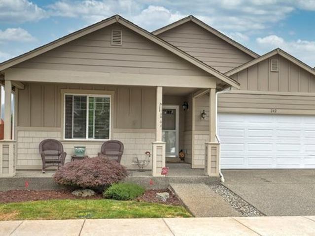 House for sale in Enumclaw, King County