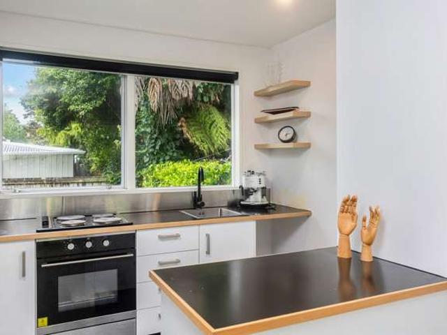 Apartment for rent in Avondale, Auckland