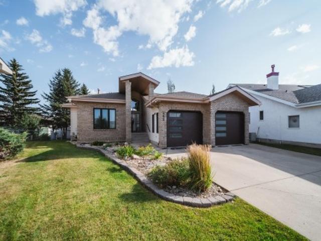 House for sale in Wedgewood, Alberta
