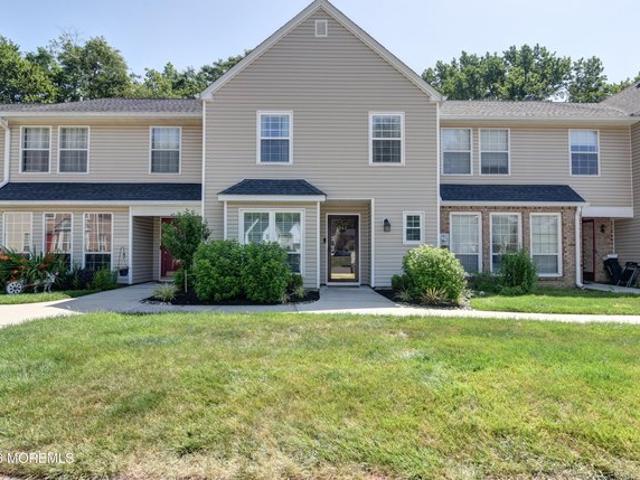 Townhouse for sale in Monmouth, New Jersey