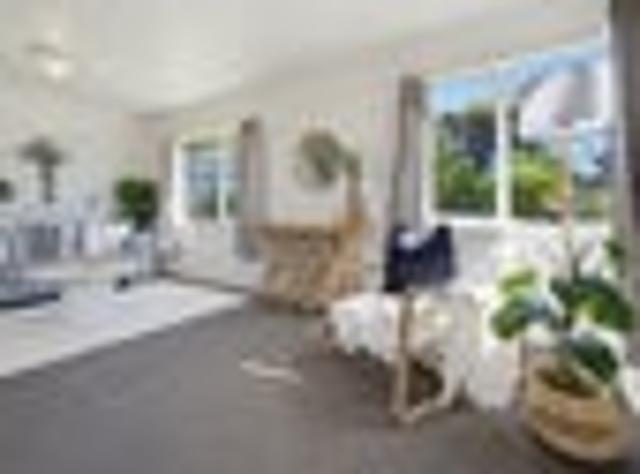 House for sale in Omokoroa, Bay Of Plenty
