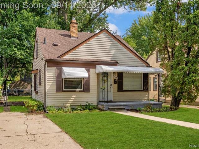 House for sale in Oak Park, Michigan