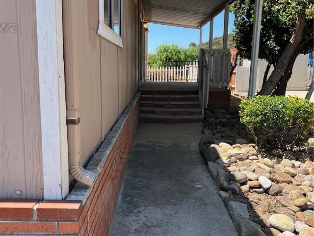 House for sale in West Hills