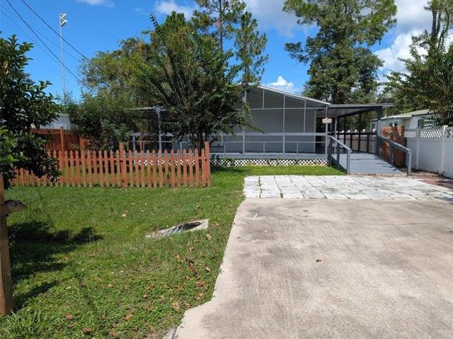 House for sale in Astor, Lake County
