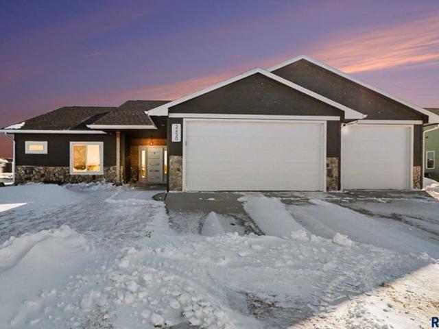 House for sale in Tea, South Dakota