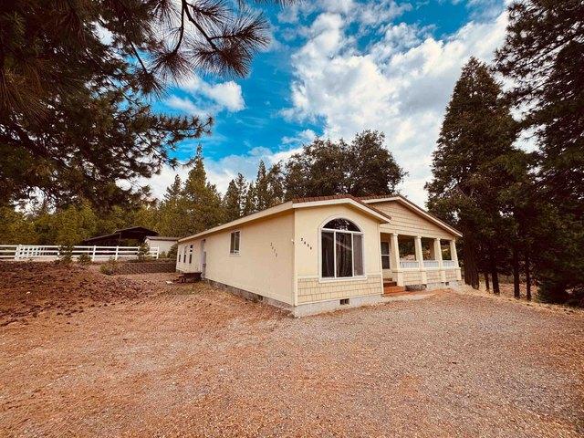 House for sale in Mount Shasta, Siskiyou County