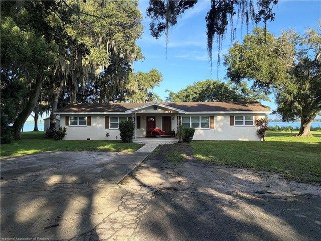 Townhouse for sale in Avon Park, Florida