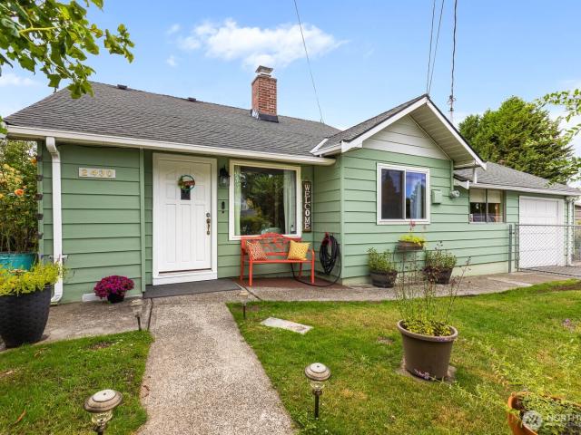 House for sale in Lynnwood, Washington