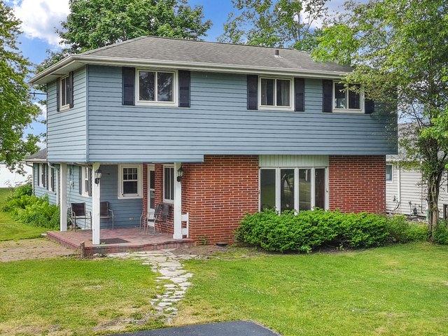 House for sale in Kansasville, Wisconsin