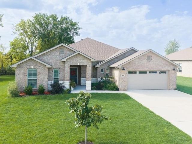 House for sale in Preserve at Clear Creek, Shawnee
