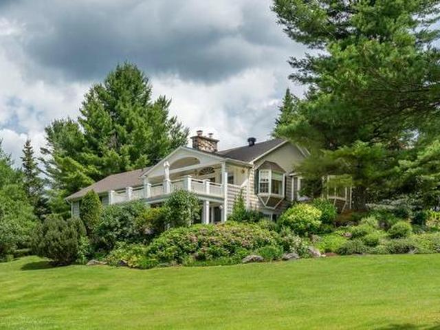 House for sale in Memphrémagog, Quebec
