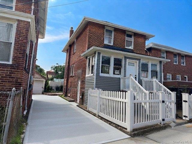 House for sale in Far Rockaway, New York