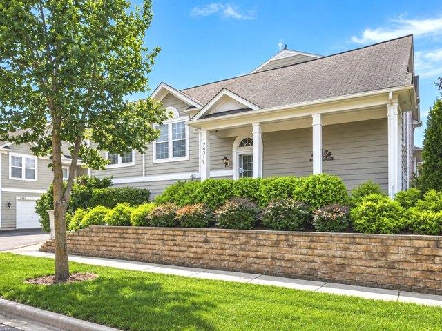 Townhouse for sale in Elgin, Illinois