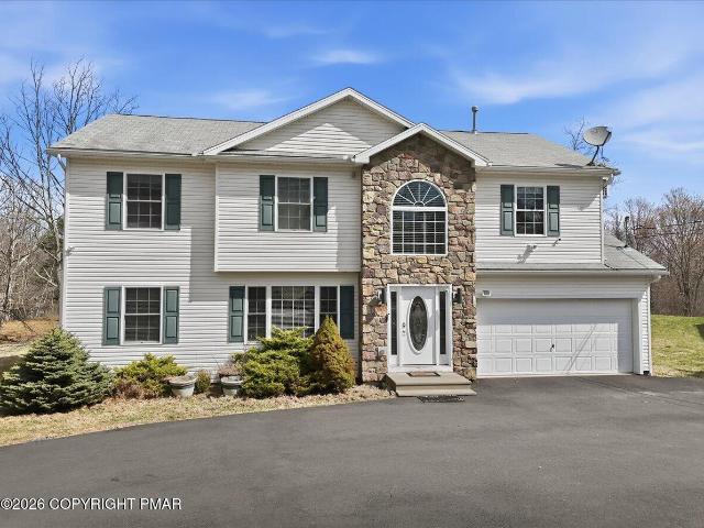 House for sale in Blakeslee, Pennsylvania