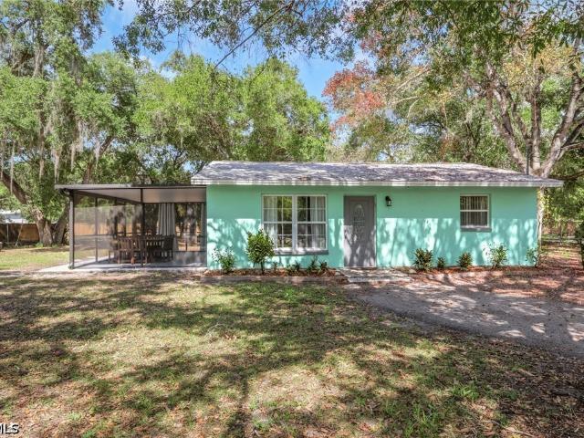 House for sale in Alva, Florida