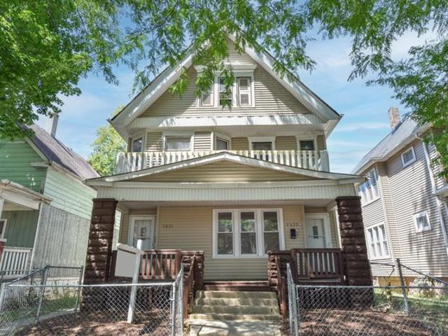 House for sale in Milwaukee, Wisconsin