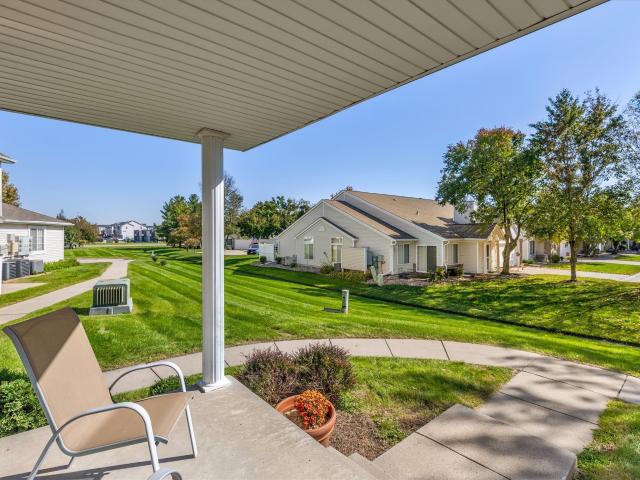 Condo for sale in Garden of Georgetown Condos, Ankeny
