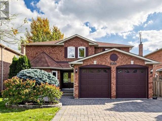 House for sale in Oakville, Golden Horseshoe