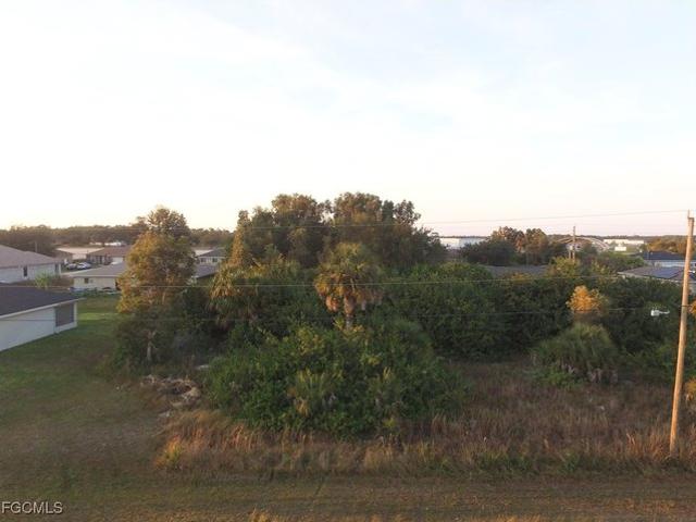 Land for sale in Lehigh Acres, Florida