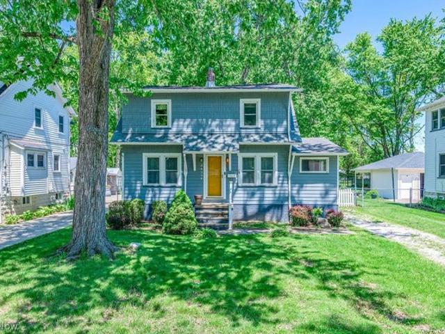 House for sale in North Olmsted, Ohio