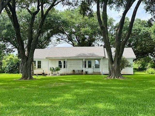 House for sale in Kaplan, Louisiana